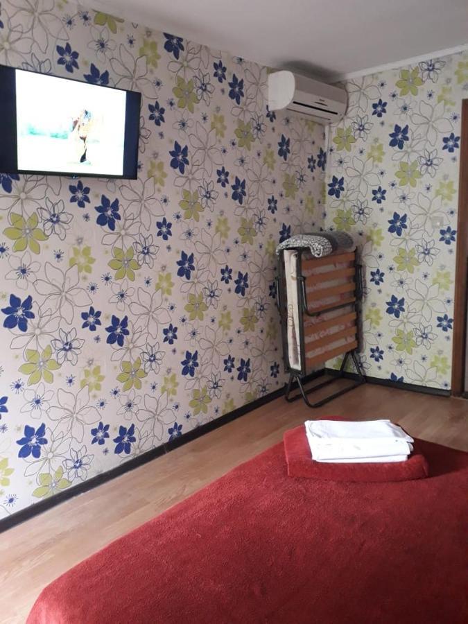 Отель Эльза Гудаута Экстерьер фото